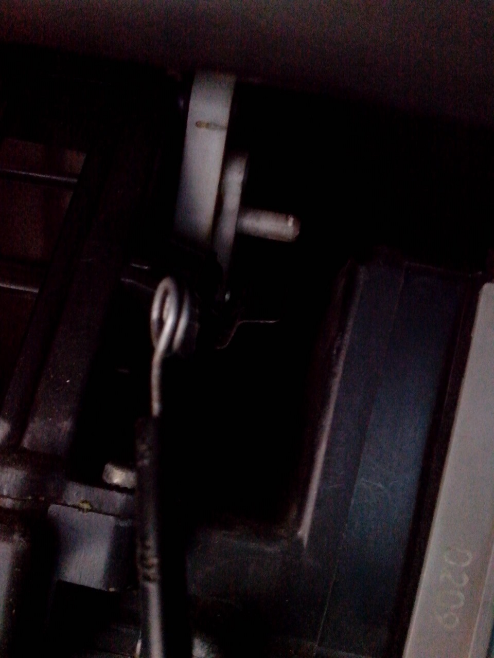 Меняем воздушный фильтр салона — Nissan March (K11), 1 л, 2000 года ...