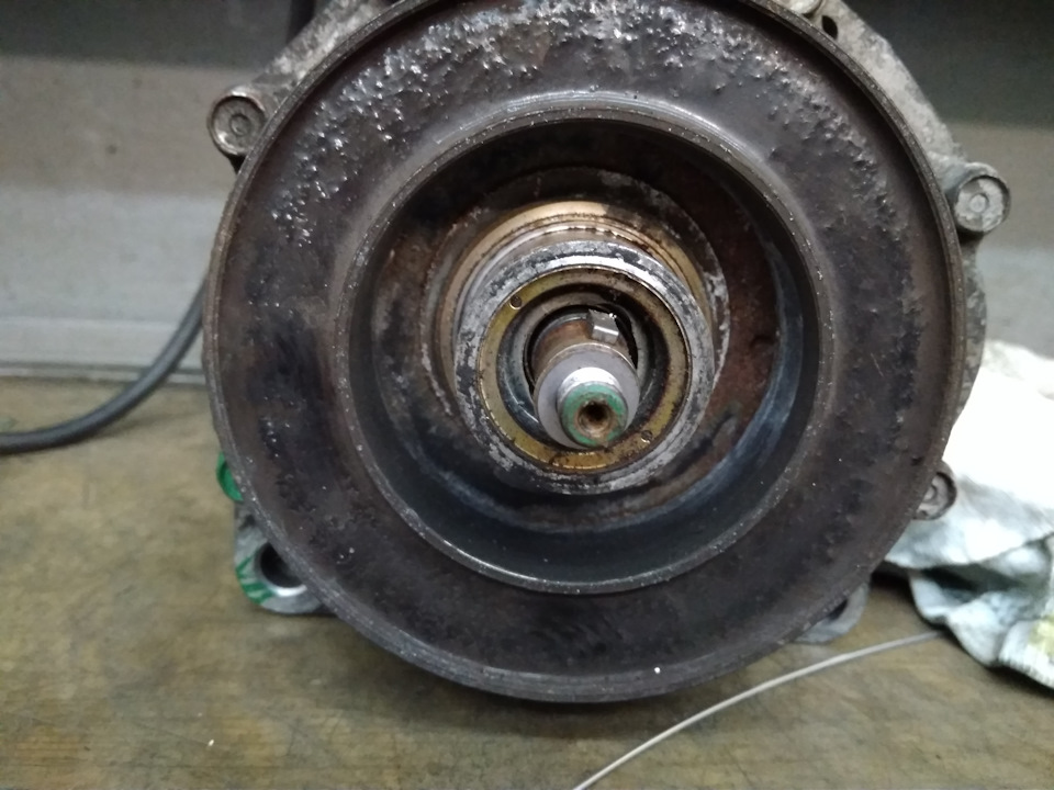 Плановое ТО. Часть 2 — Переборка компрессора кондиционера, или ...