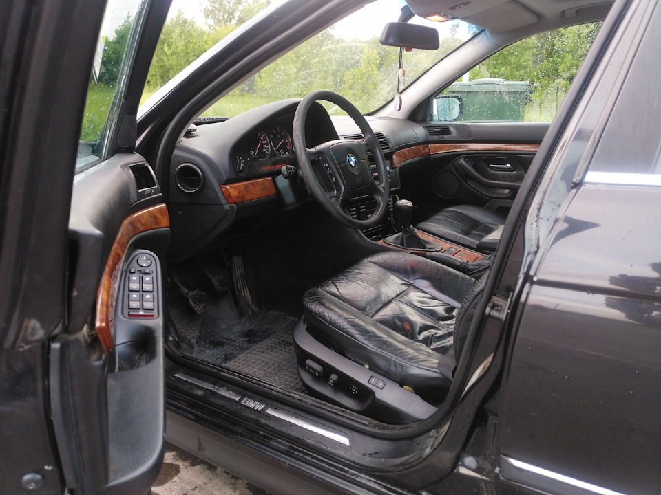 Фото в бортжурнале BMW 5 series (E39)