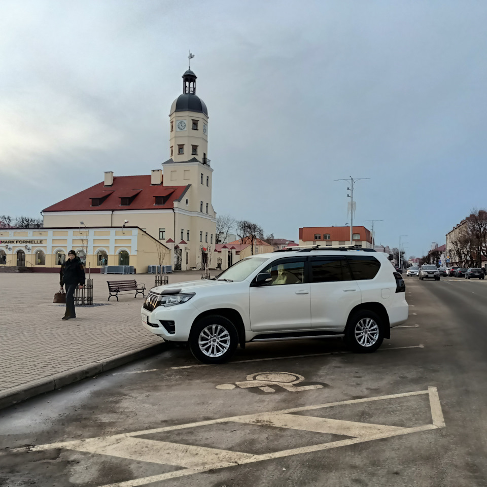 г.Несвиж Республика Беларусь — Toyota Land Cruiser Prado 150-series, 4 л,  2021 года | путешествие | DRIVE2