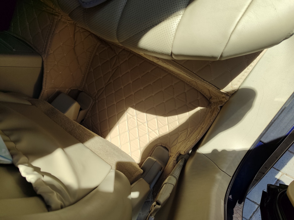 Фото в бортжурнале Infiniti QX70