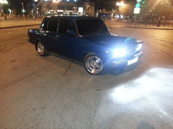 Ваз 2105 снежная королева. Торус r17 на ваз 2107. Сверловка 2107. Ваз_2107_на_колесах_14_радиуса. Сверловка 2107.