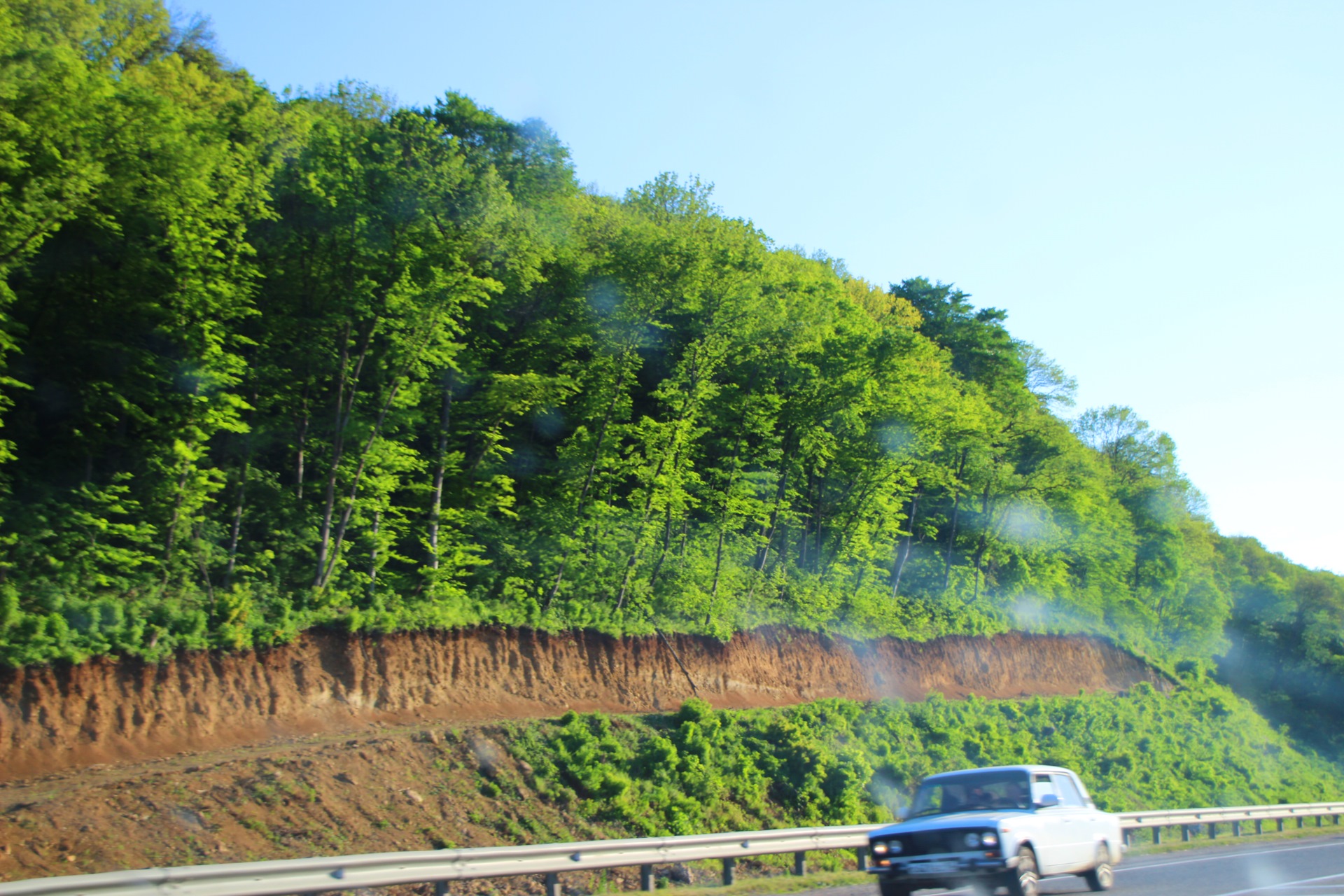 Мои каникулы. Крым-Кавказ. Фото по дороге) — Lada Приора хэтчбек, 1,6 л ...