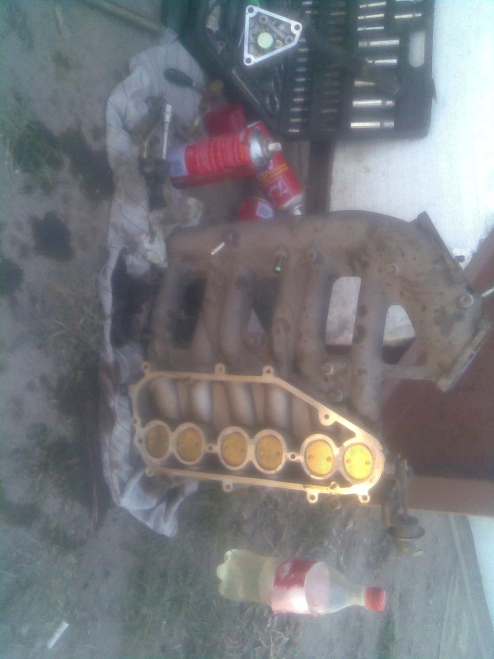 замена прокладок клапонной крышки — Nissan Cefiro (A32), 2 л, 1994 года ...