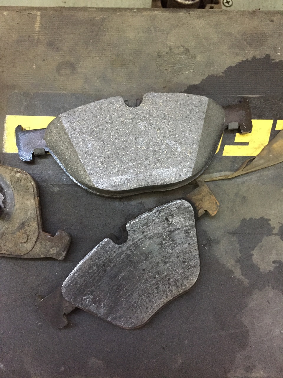Тормозные колодки. Где и за сколько? + отчет — BMW 5 series (F10), 3 л ...