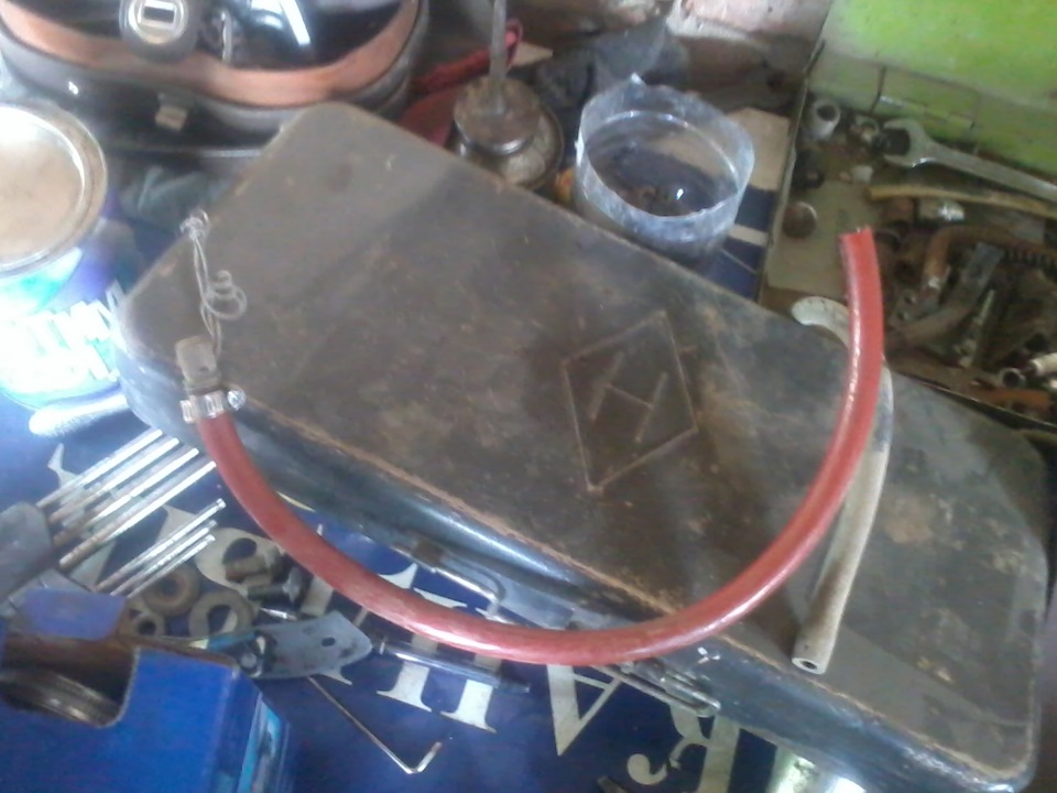 Замена шланга сапуна на заднем редукторе — SsangYong Korando (2G), 2,9 ...