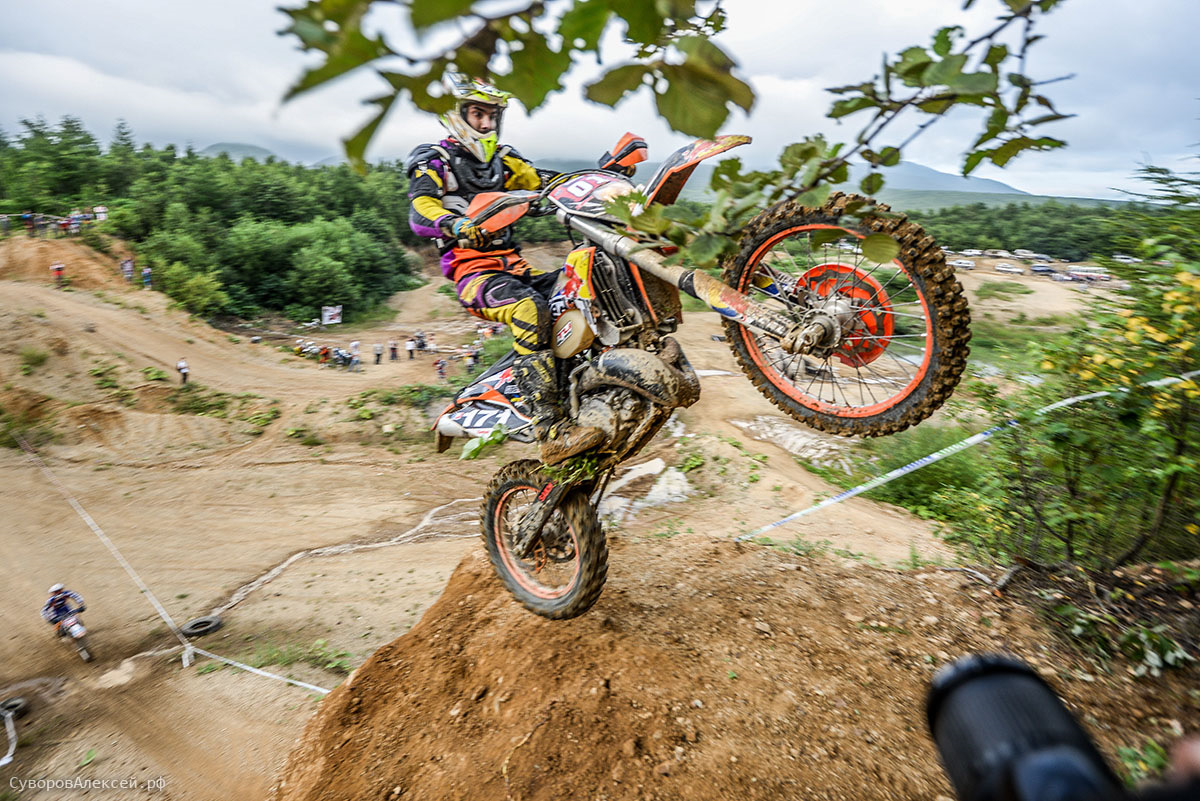 Hard enduro