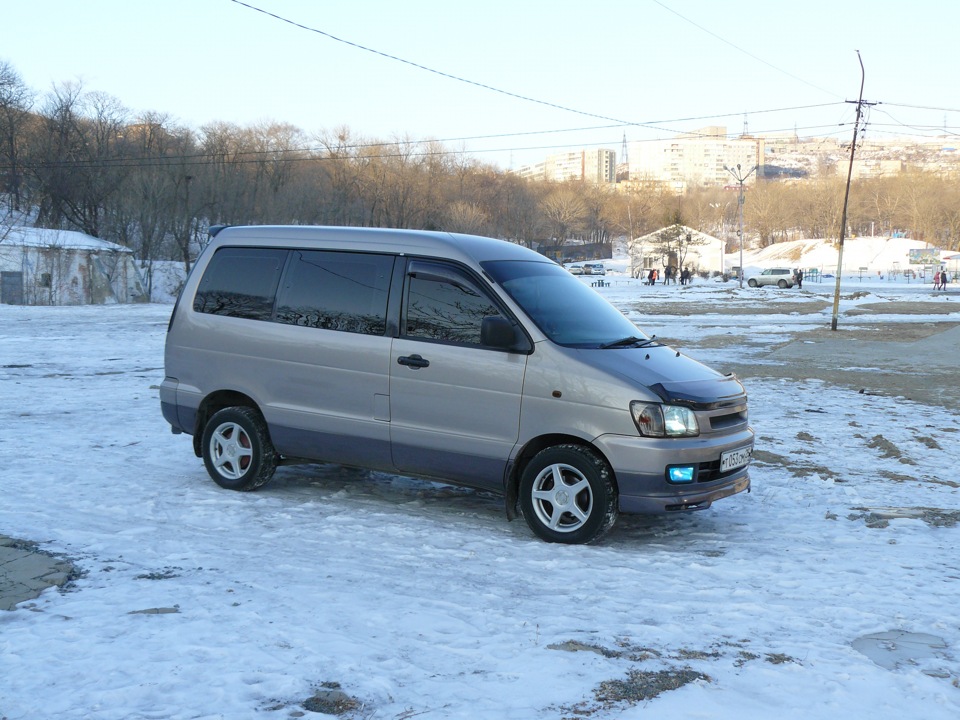 Toyota lite ace noah отличия toyota town ace noah