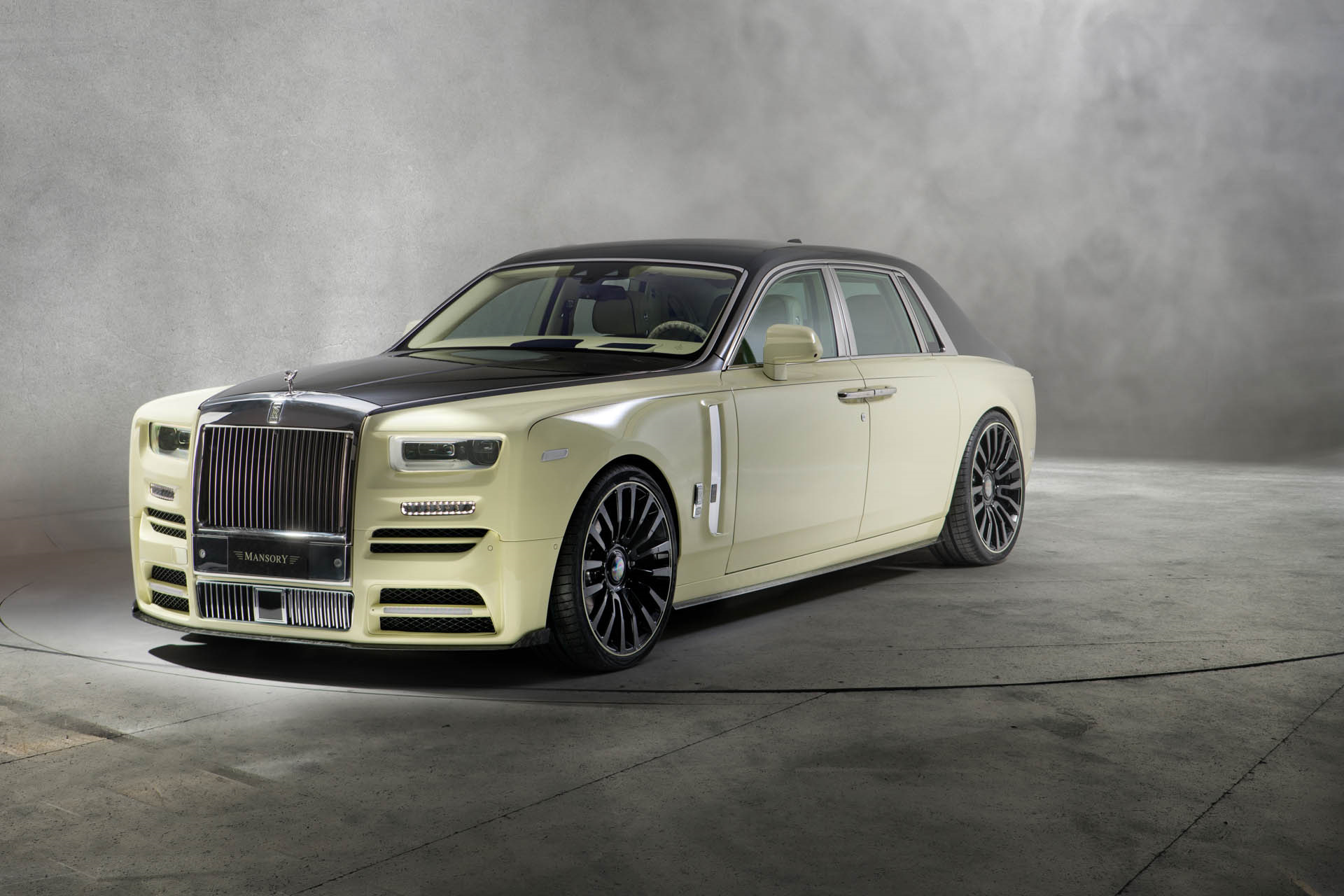 2021 Rolls-Royce Phantom by Mansory