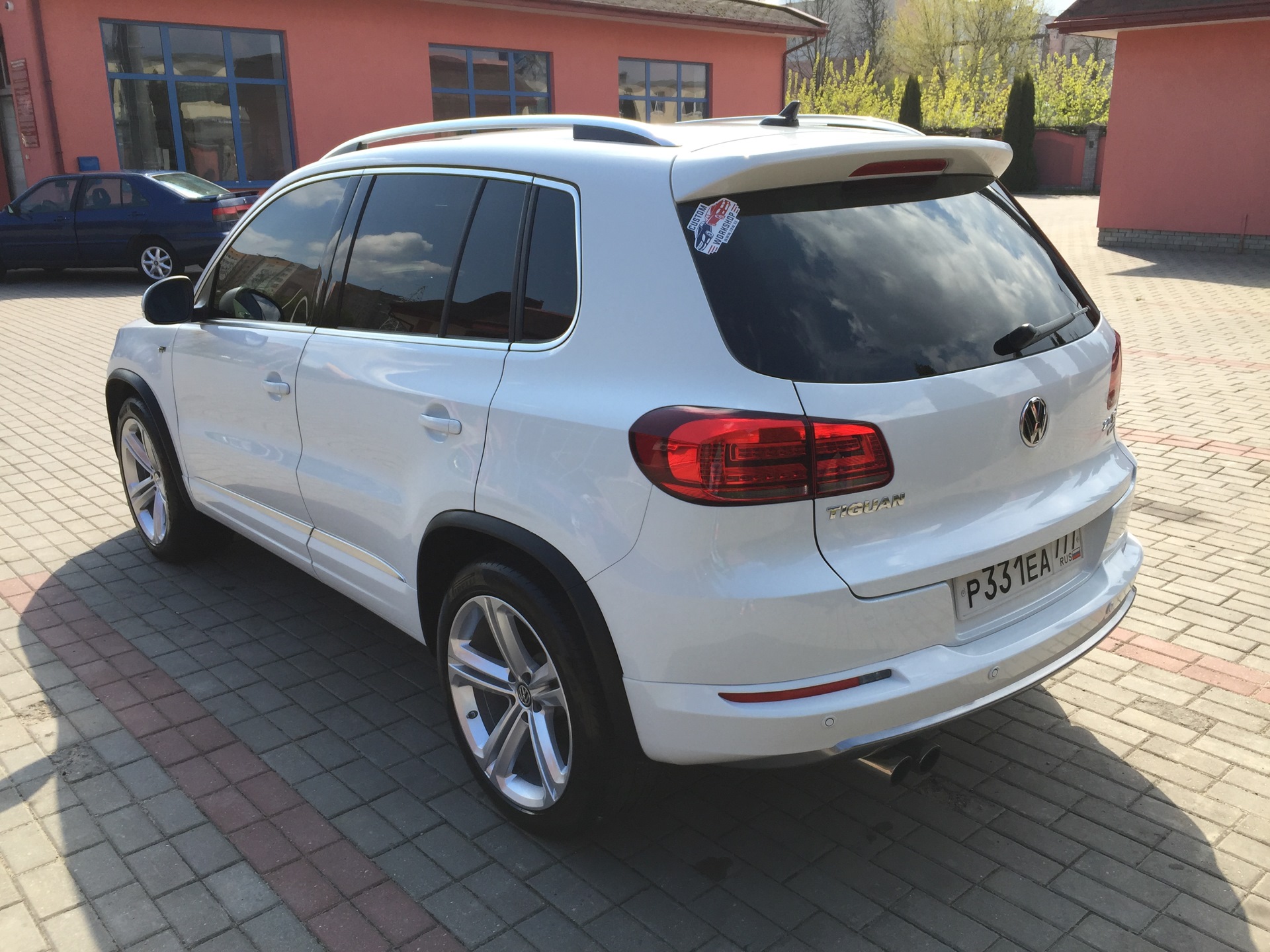 Volkswagen Tiguan Рі РІ 2012