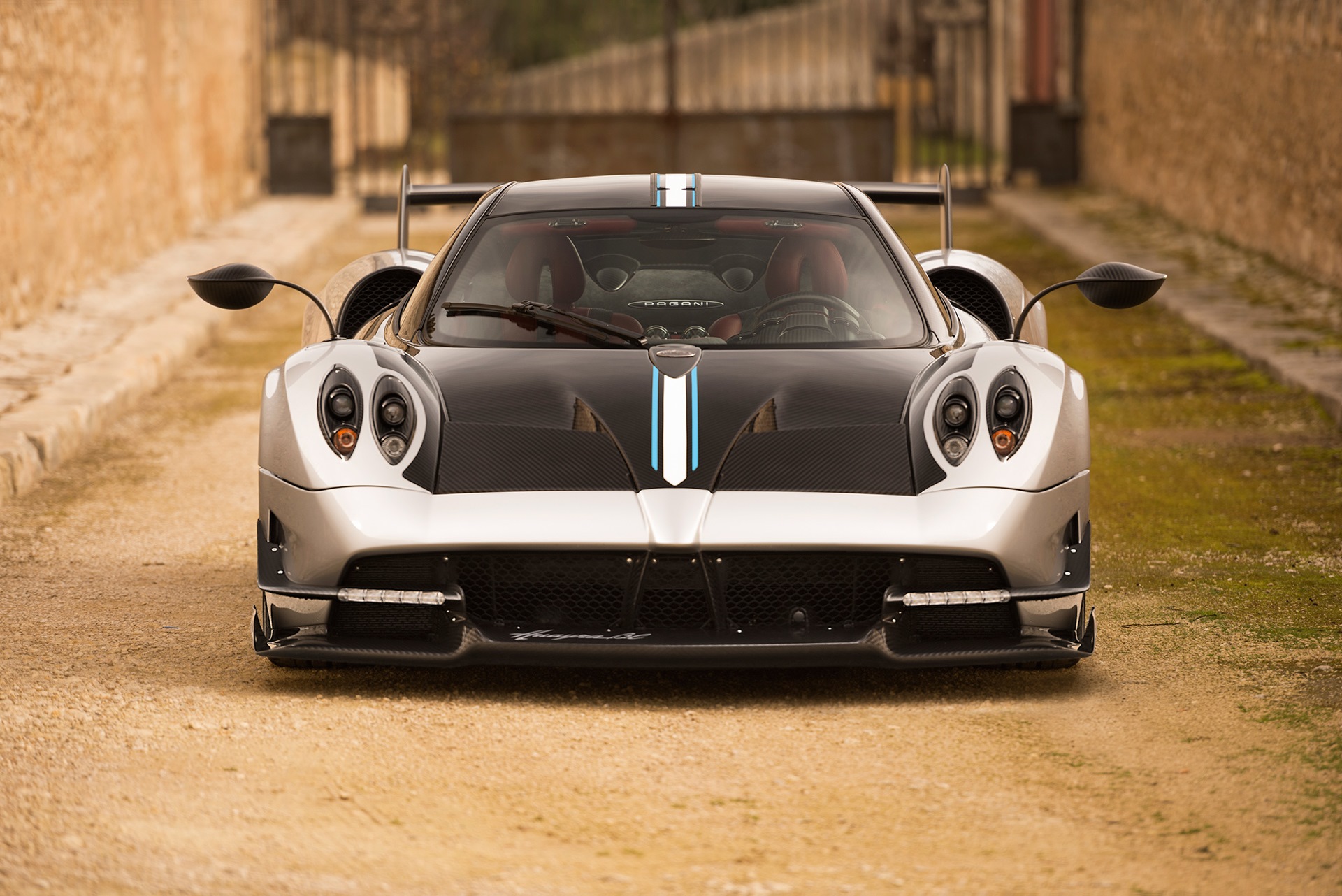 Pagani Huayra 2012 Carbon