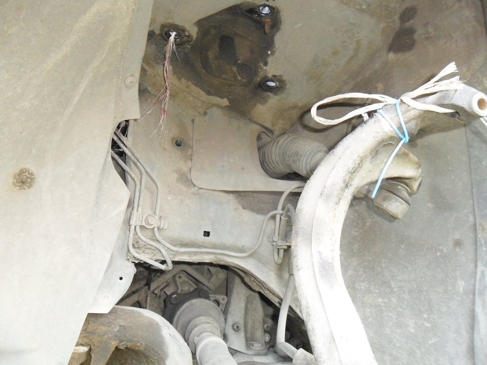 ремонт передней подвески — Volkswagen Passat Variant (B5), 2,3 л, 1998 ...