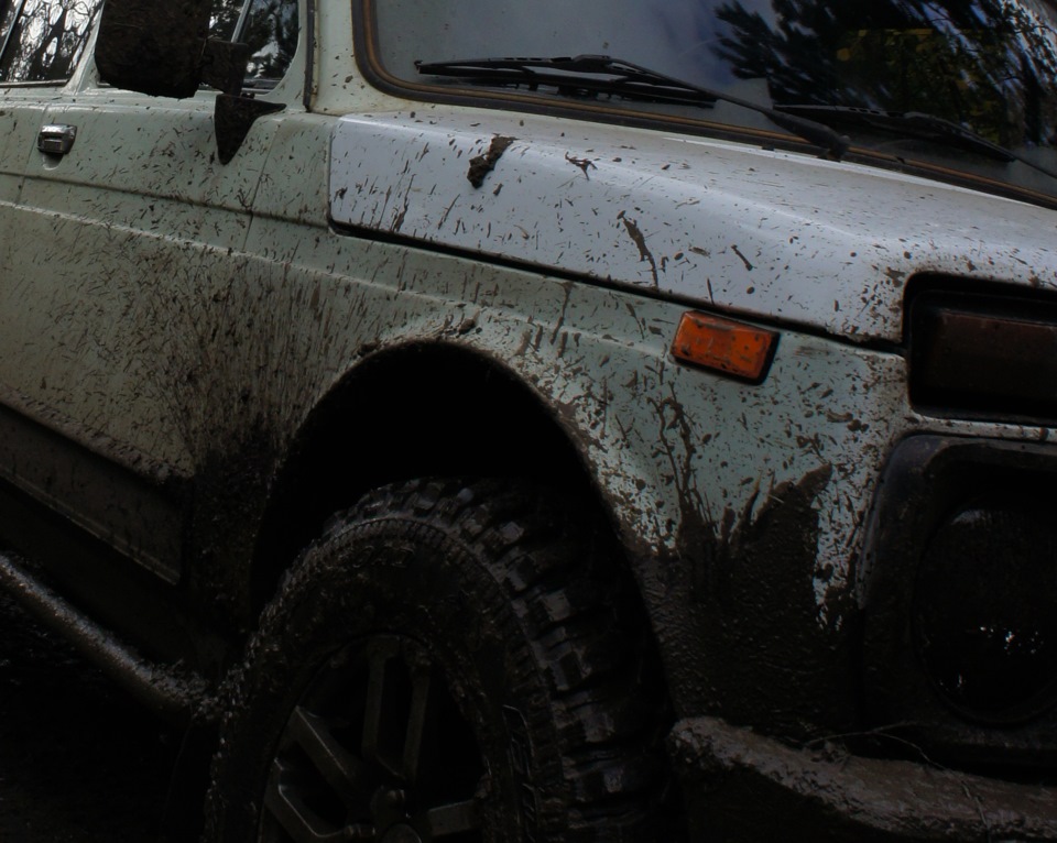 Оклейка машины пленкой — LADA 4x4 5D, 1,7 л., 1997 года | наблюдение ...