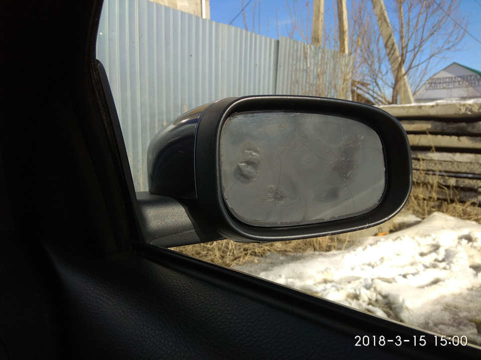 Куплю правый зеркальный элемент рестайл — Volvo S60 (1G), 2,4 л, 2008 ...
