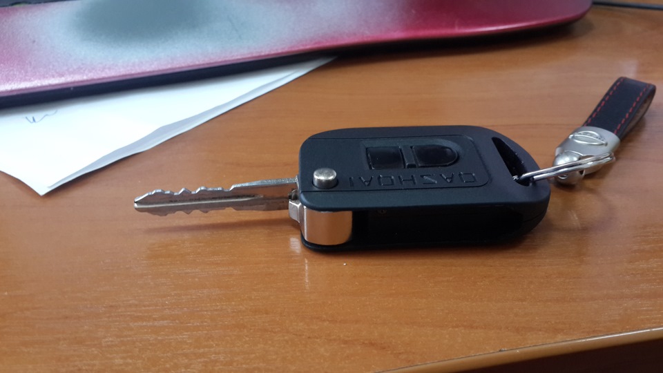 Выкидной ключ Nissan Almera g15. Выкидной ключ Кашкай j10.