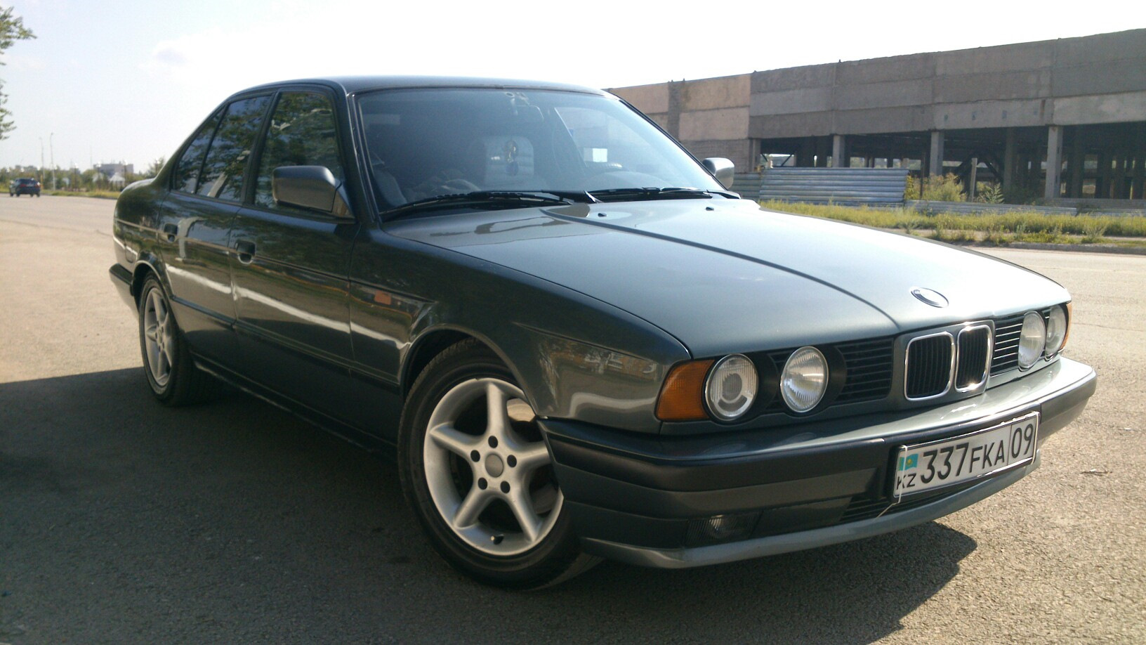 BMW 5 1990