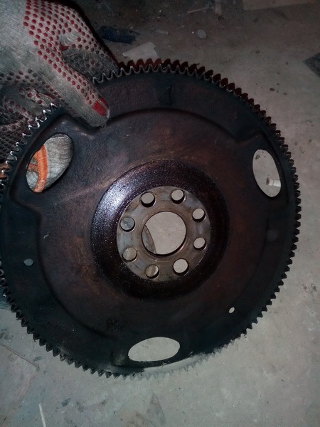 30. Замена маховика и сальника коренного. — BMW 7 series (E38), 2,8 л ...