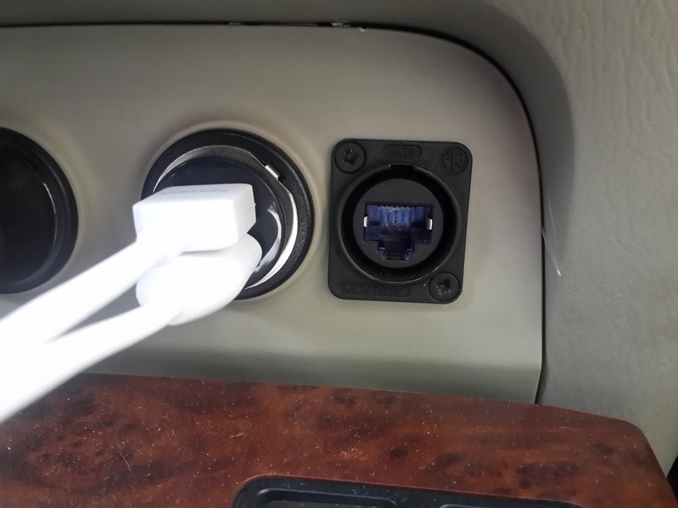 Си-би рация — Nissan Patrol GR II (Y61), 4,2 л, 2006 года | электроника ...