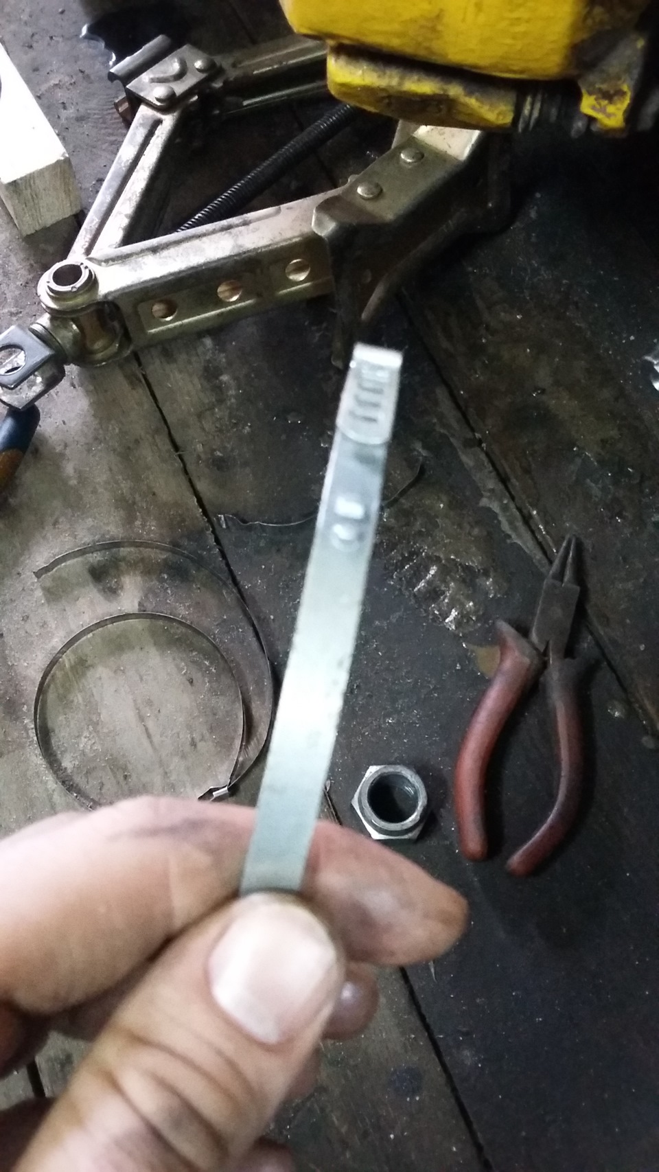 Стук при трогании и торможении. — Mitsubishi Lancer IX, 1,6 л, 2006 ...