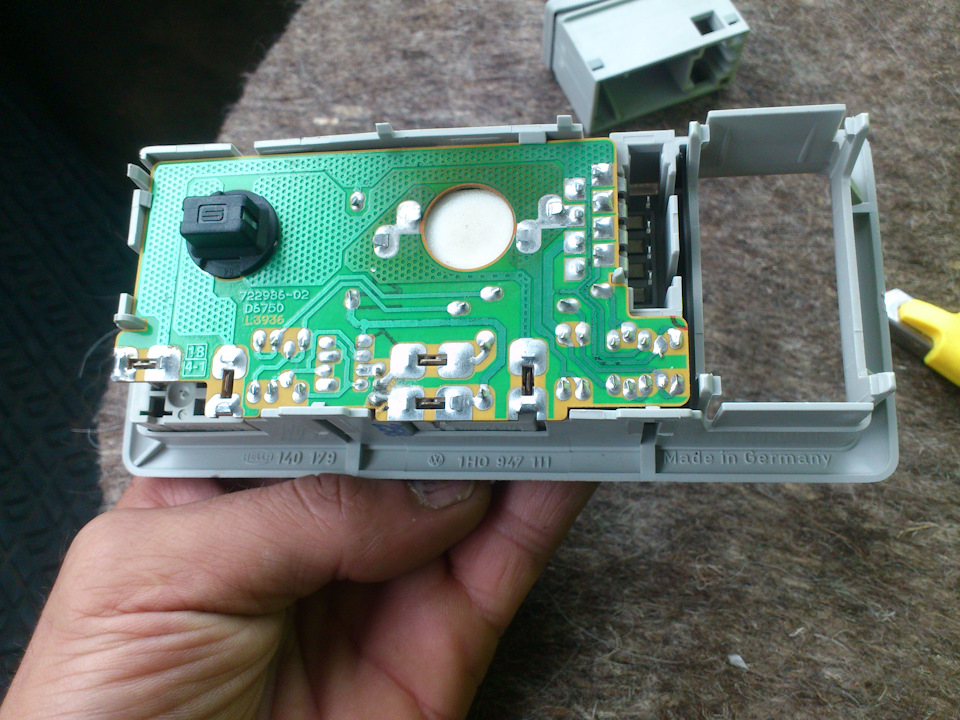 Фото в бортжурнале Volkswagen Multivan (T4). Запчасти на фото: 7293602