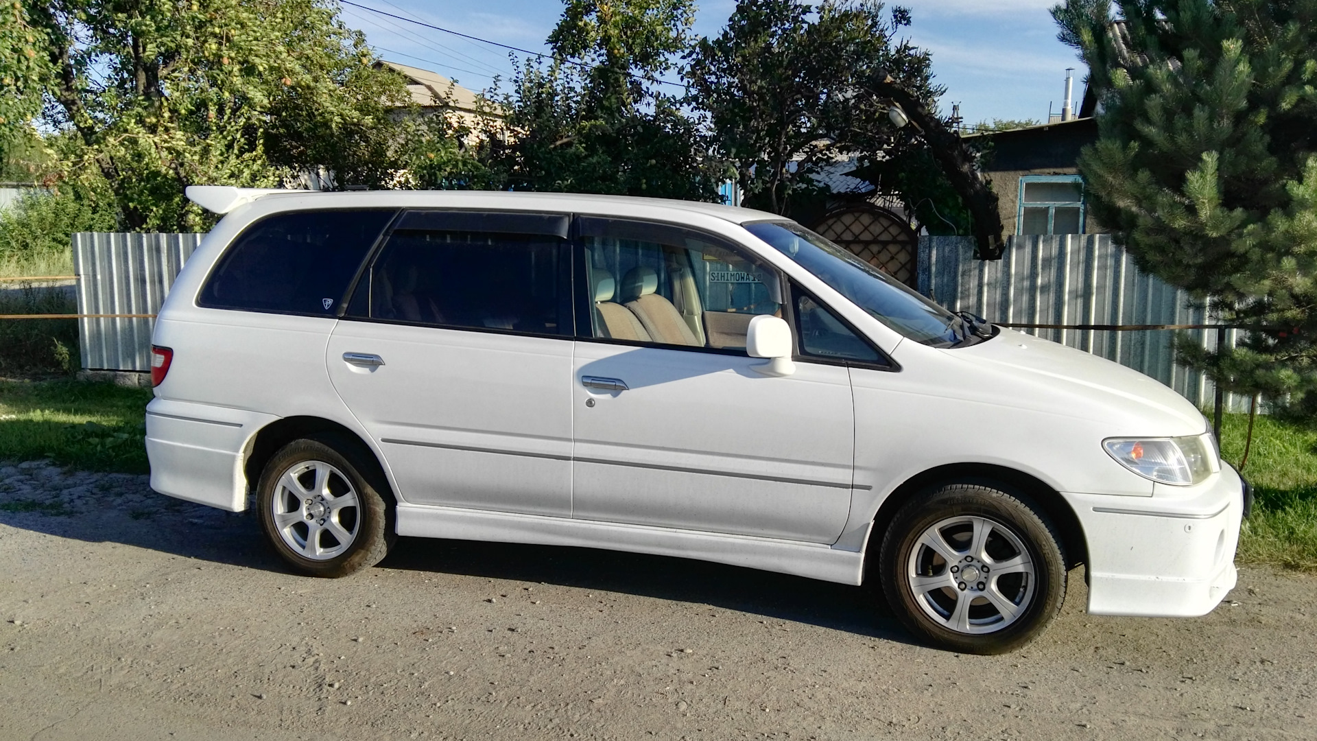 Ниссан пресаж 1999. Nissan presage минивэн. Ниссан пресаж 1998. 5. Ниссан пресаж 1998.