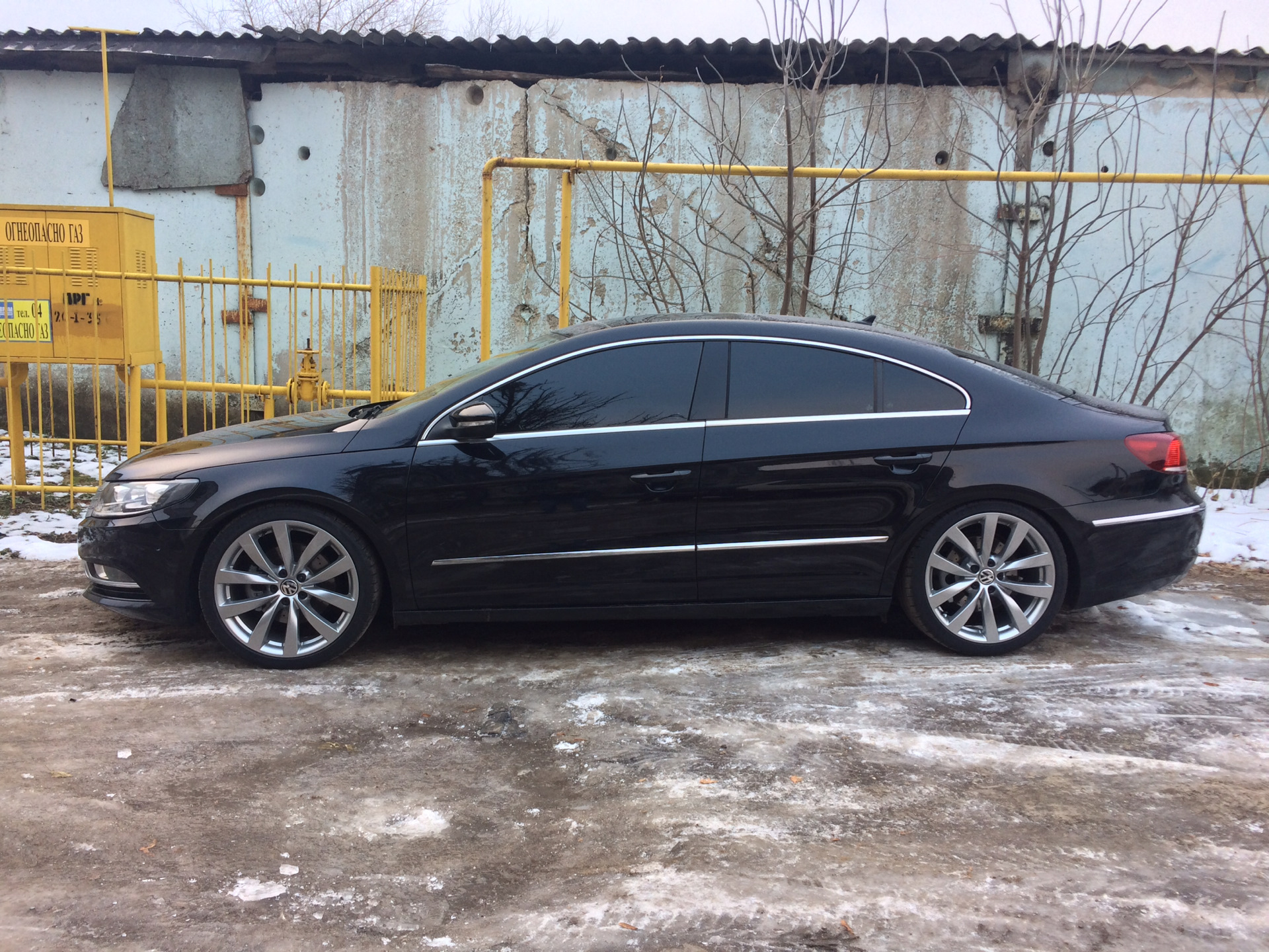 Volkswagen Passat cc черный