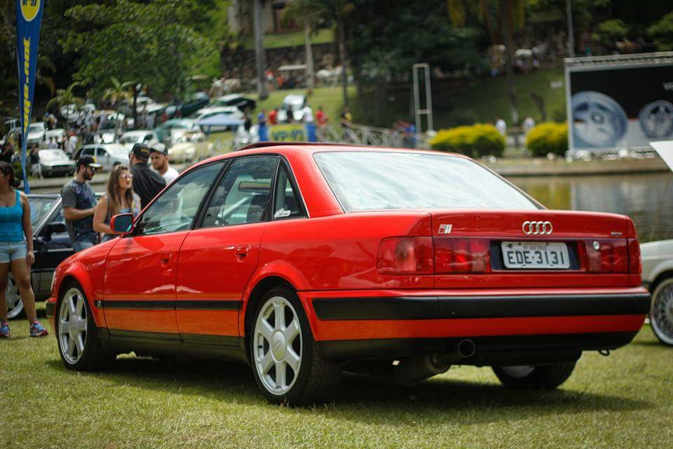 Audi 100 a4. Ауди s4 c4. Ауди 100 s4. Ауди s4 1992. Audi 100 c4 s4.