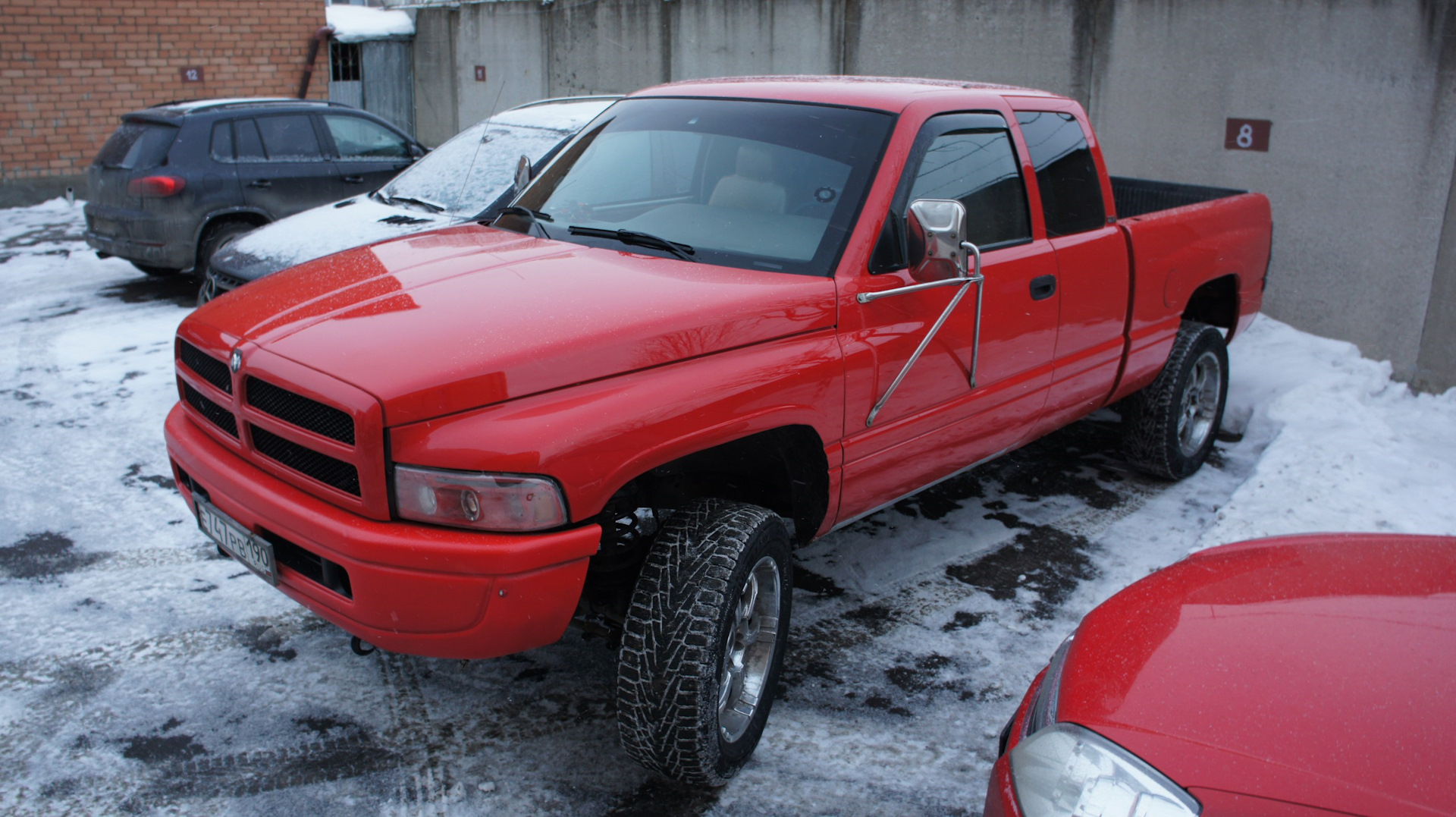 Купить пикап в новосибирске. Dodge Ram 2.5. Dodge Ram 5. Dodge Ram 5.2 л. Dodge Ram 5.2 л 1985-.