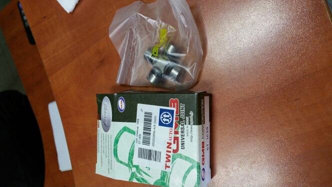 Замена крестовины рулевого карданчика — Toyota Camry (XV30), 3 л, 2004 ...