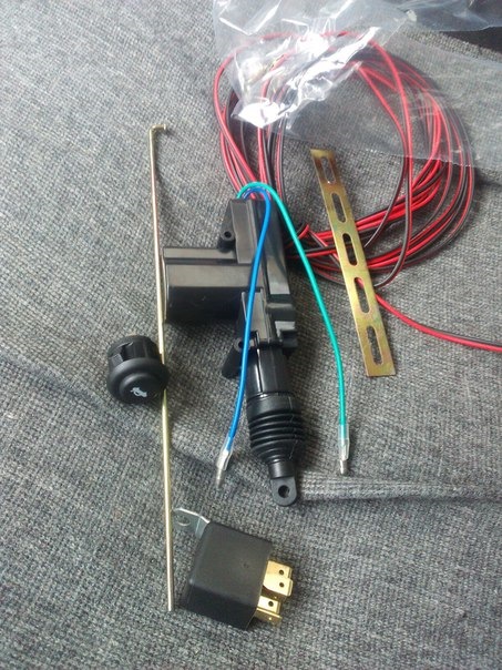 Открывание багажника с кнопки и с брелка сигнализации — Lada 21074, 1,6 ...