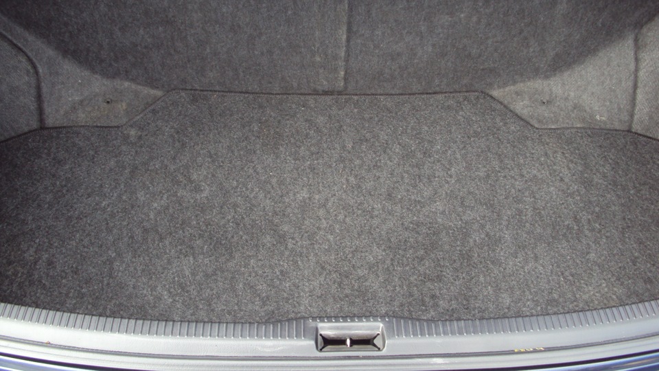 Комплект обшивки багажника, амортизаторы капота, активаторы дверей — DRIVE2