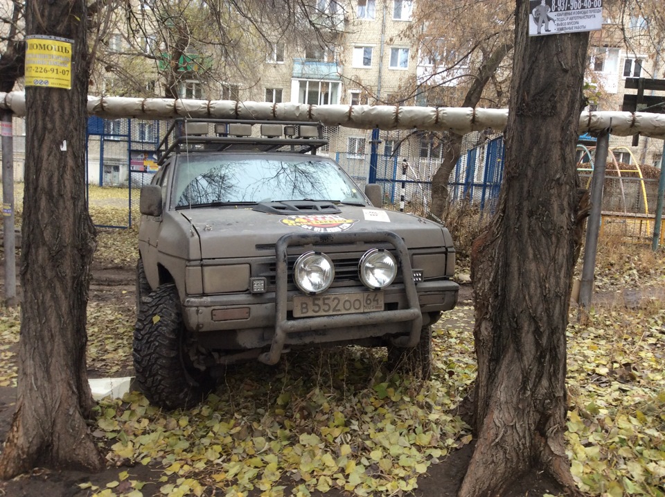 Ниссан террано задние противотуманки горит одна