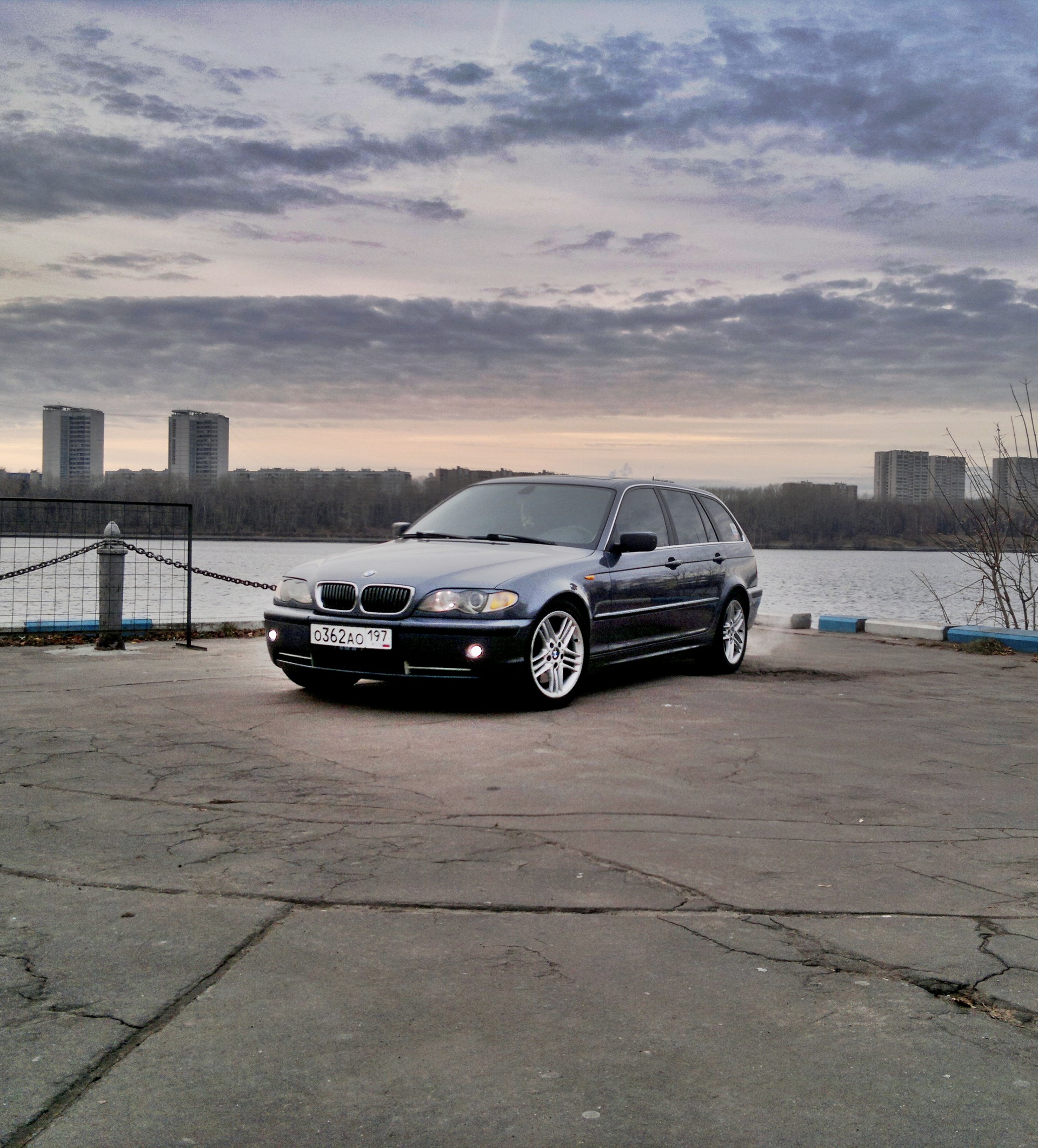 HDR Фото на Речном вокзале. — BMW 3 series (E46), 3 л, 2002 года |  фотография | DRIVE2