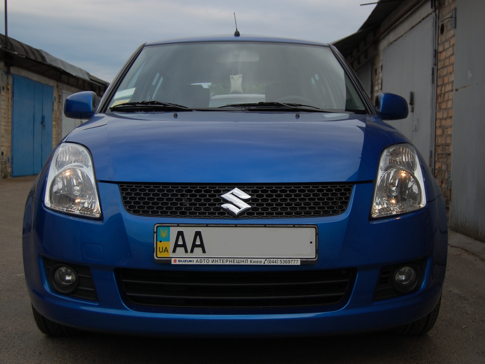 Замена ламп габаритов на светодиоды — Suzuki Swift (2G), 1,3 л, 2008 года |  аксессуары | DRIVE2