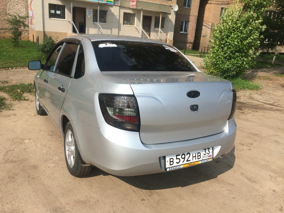 Диодные серые фонари от "Тюн-авто" на Гранту — Lada Гранта (1G), 1,6 л ...