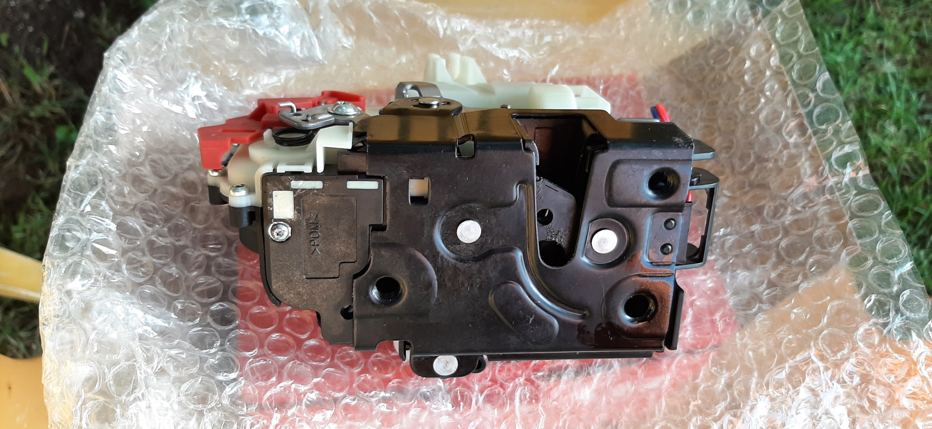 Замена замка водительской двери — Skoda Fabia Mk2, 1,4 л, 2009 года ...
