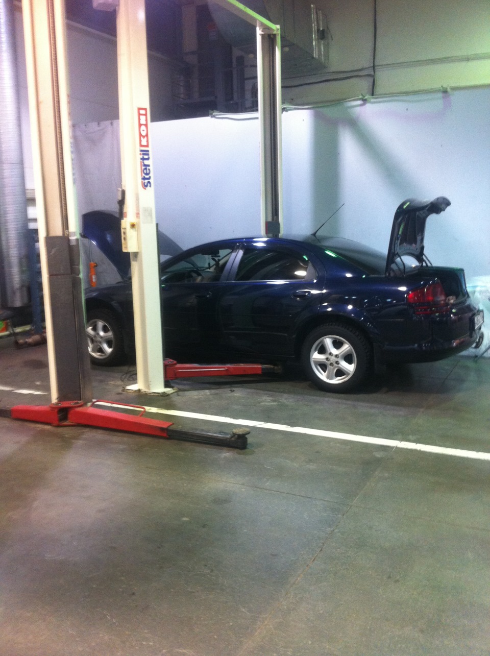 Решил поменять гофру на глушителе — Dodge Stratus (2G), 2,4 л, 2004 ...