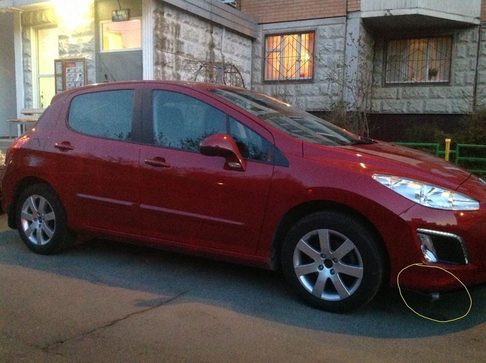 Пороги + перед + новые ковры — Peugeot 308 (1G), 1,6 л, 2011 года ...