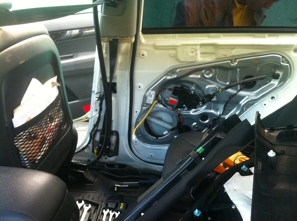 Фото в бортжурнале KIA Sorento (2G)