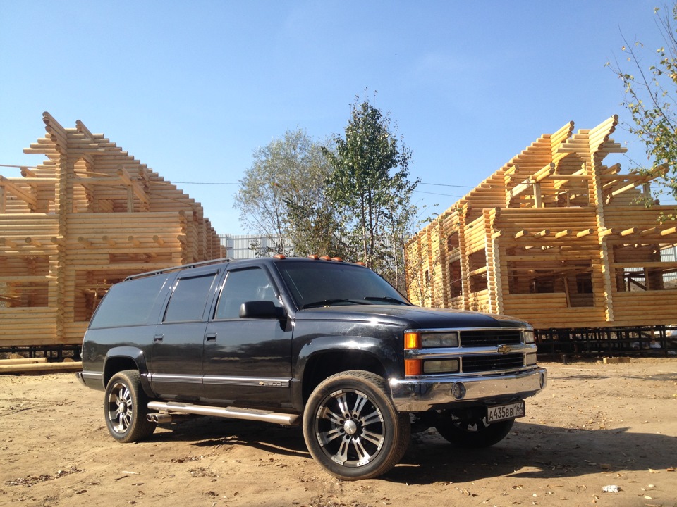 Chevrolet Suburban 9g