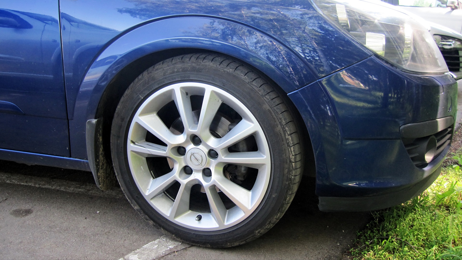 Фото в бортжурнале Opel Astra H