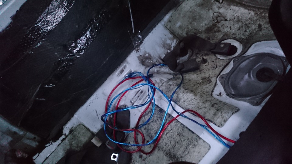 подключение буфера — Toyota Corolla (100), 1,6 л, 1994 года ...