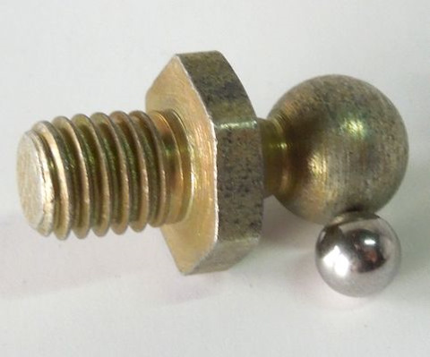 21099 болт крепления капота. болт газового упора 2108. болт шарнир газового упора renault. болт упор. Gm болт подвески м12.