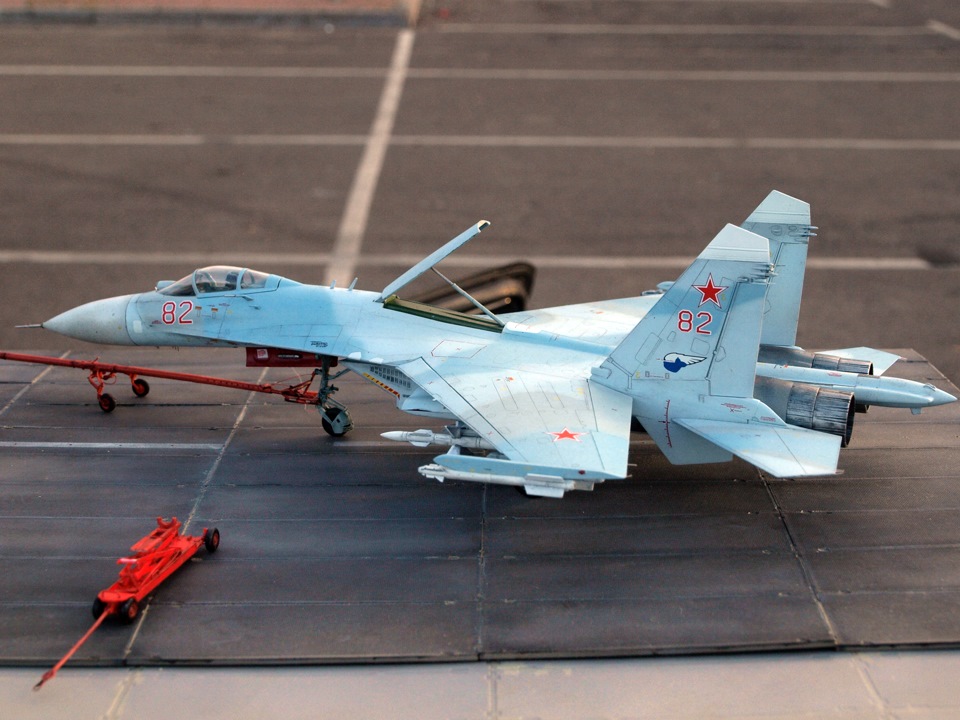 сборная модель вертолета ми 2. миг-27 1/72. фланкер су 27 модель. су 27 модель звезда. модель самолета "су-27".