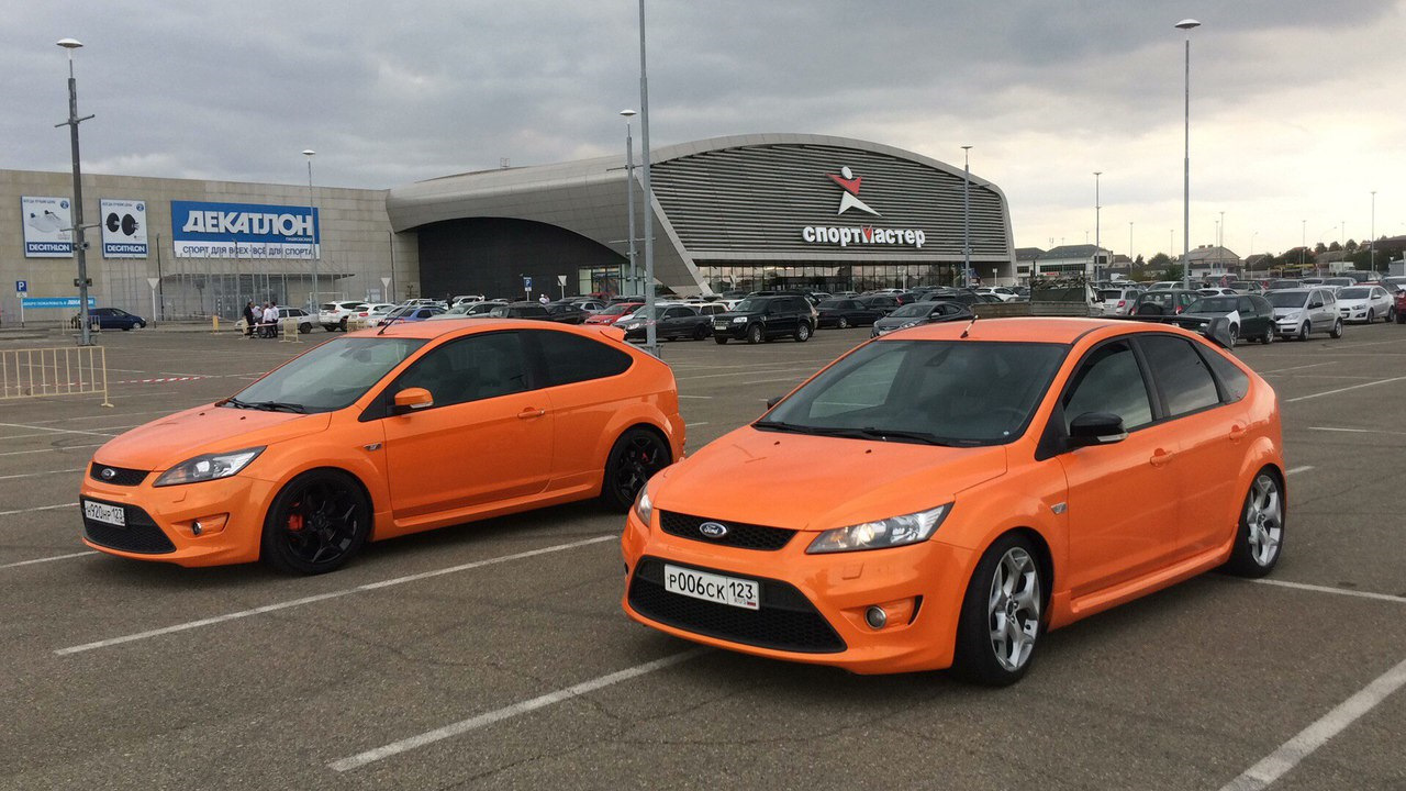 Focus санкт петербург. Ford Focus St mk2. Ford Focus 2 mk2. Ford Focus St 2 mk2. Ford Focus 2 St седан.