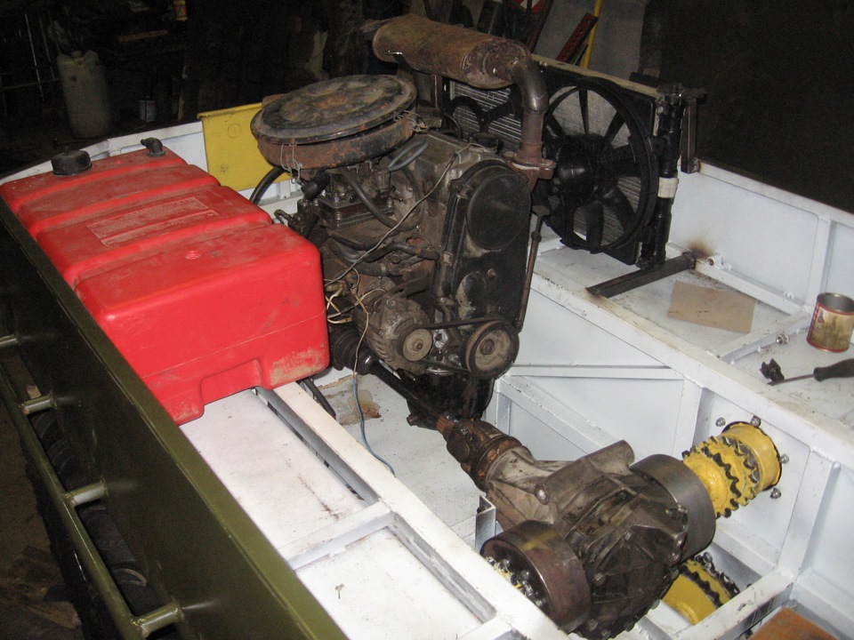 Фото в бортжурнале PTZavr амфибия 6х6