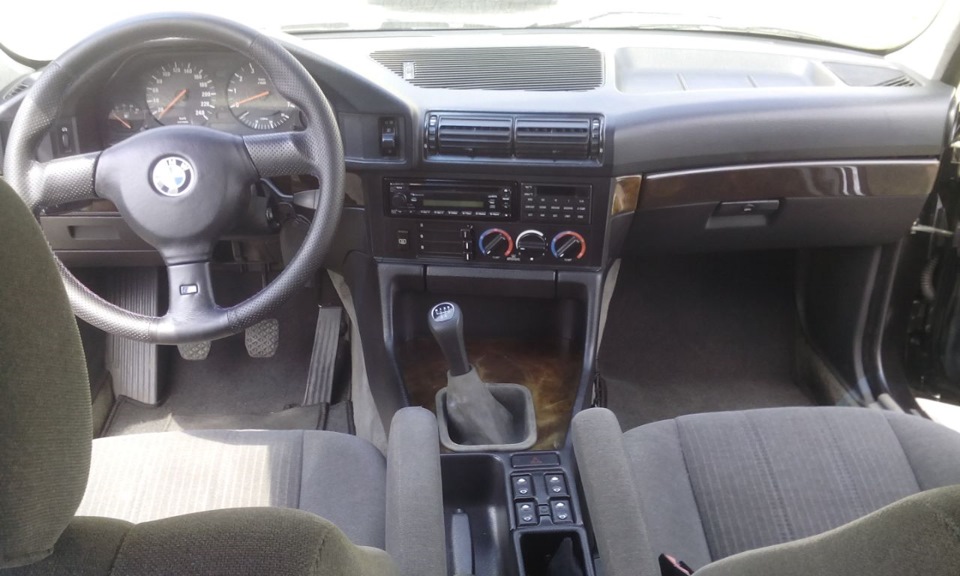 Фото в бортжурнале BMW 5 series (E34)