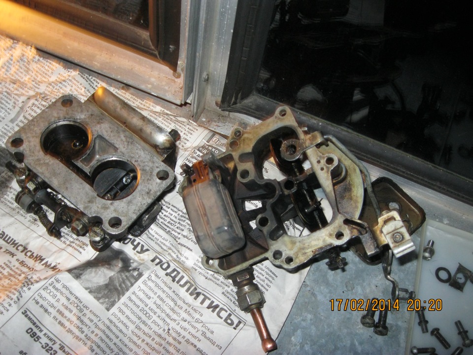 Замена жиклеров в карбюраторе. и замена прокладки в пускному коллекторе ...