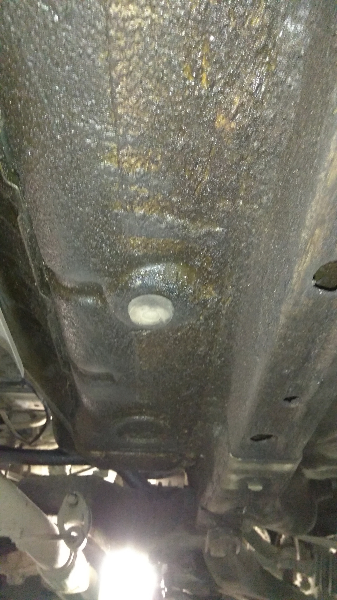 Дефендер спрей для антикоррозийной. Антикор днища автомобиля. Антикор на масляной основе. Антикор антишум антигравий dr. Антигравий реофлекс tds.