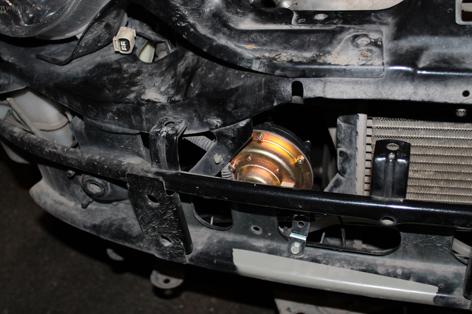 лево — Daewoo Matiz (M100/M150)